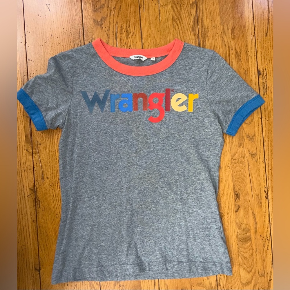 Wrangler Gray Tee with Red, Blue, and Yellow Accents